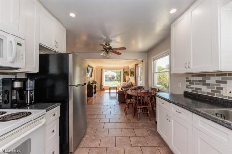 3202 Brookdale Avenue Parma OH 44134