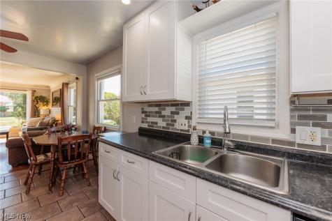 3202 Brookdale Avenue Parma OH 44134