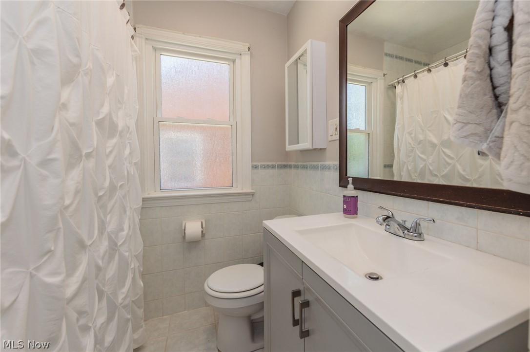 3202 Brookdale Avenue Parma OH 44134