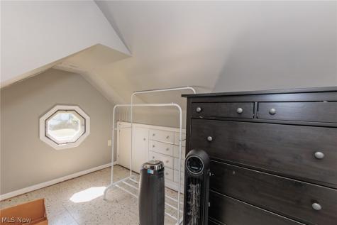 3202 Brookdale Avenue Parma OH 44134