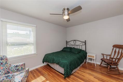 3202 Brookdale Avenue Parma OH 44134