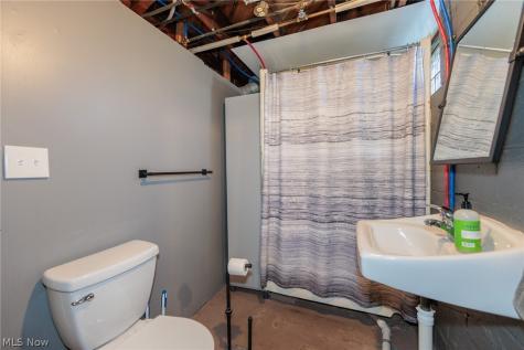 3202 Brookdale Avenue Parma OH 44134