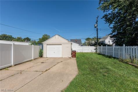 3202 Brookdale Avenue Parma OH 44134