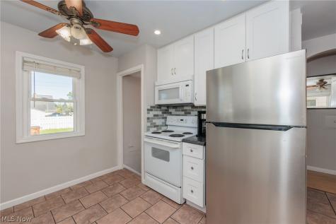 3202 Brookdale Avenue Parma OH 44134