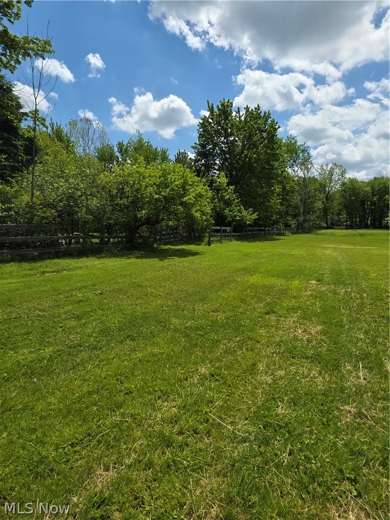 38330 Rogers Road Willoughby Hills OH 44094