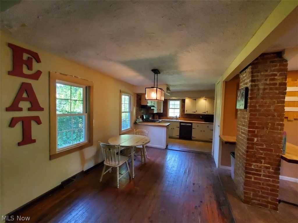 38330 Rogers Road Willoughby Hills OH 44094