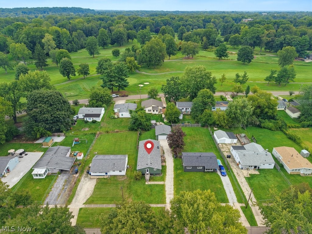 1761 Delia Avenue Akron OH 44320