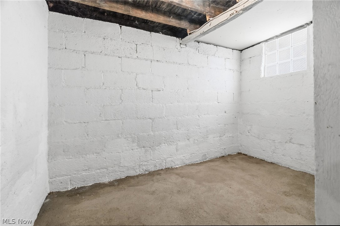 58 1st Street Campbell OH 44405