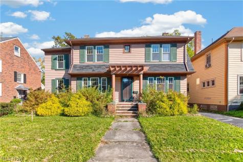 2561 S Taylor Road Cleveland Heights OH 44118