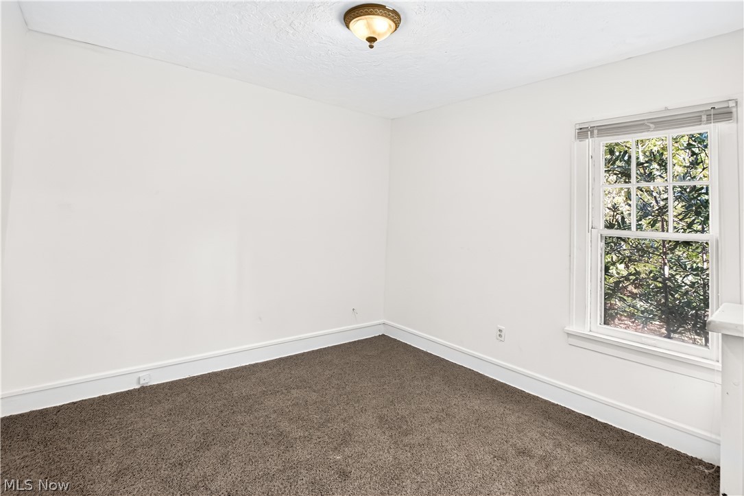 2561 S Taylor Road Cleveland Heights OH 44118