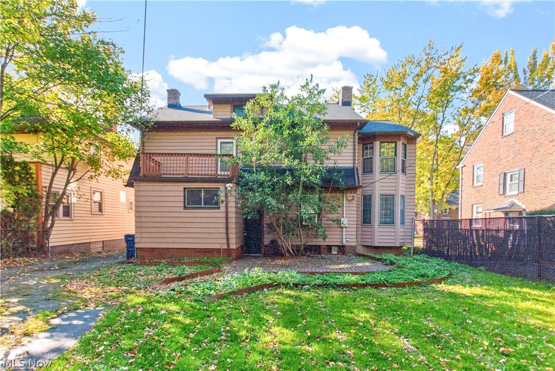 2561 S Taylor Road Cleveland Heights OH 44118
