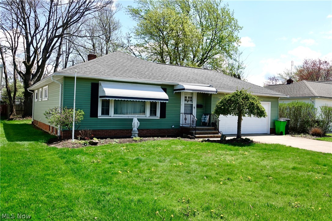 1661 Chelmsford Road Mayfield Heights OH 44124