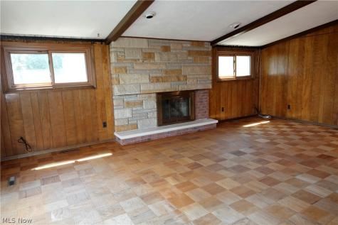1661 Chelmsford Road Mayfield Heights OH 44124