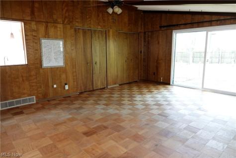 1661 Chelmsford Road Mayfield Heights OH 44124
