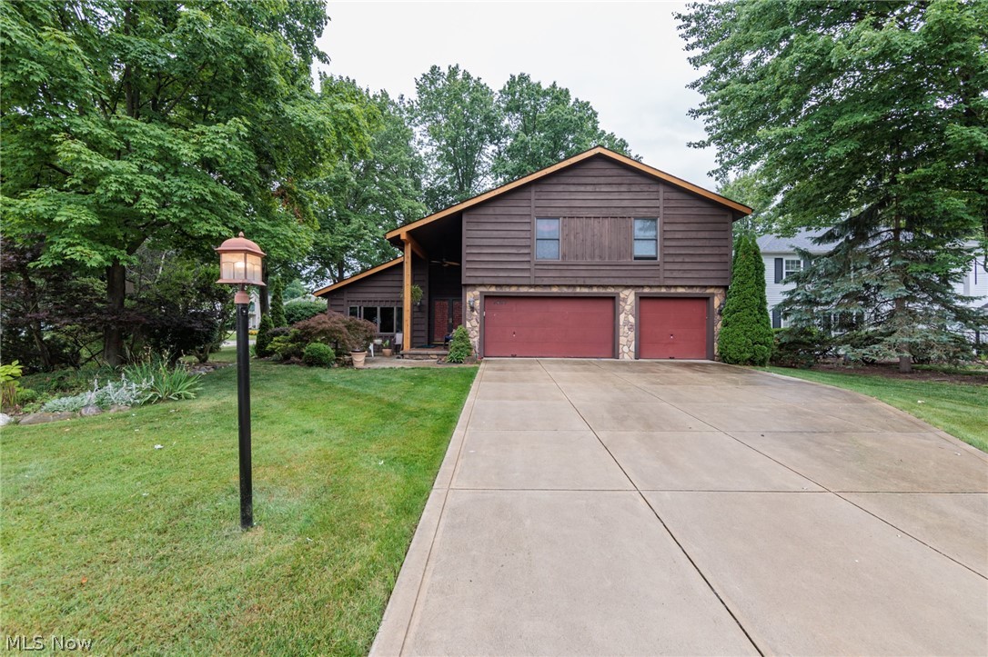 20757 Parkwood Lane Strongsville OH 44136