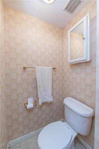 20757 Parkwood Lane Strongsville OH 44136