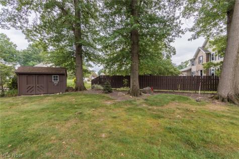 20757 Parkwood Lane Strongsville OH 44136