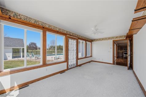 11011 Immel Avenue NE Hartville OH 44632