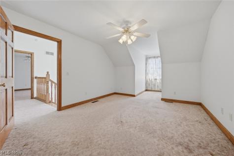 11011 Immel Avenue NE Hartville OH 44632