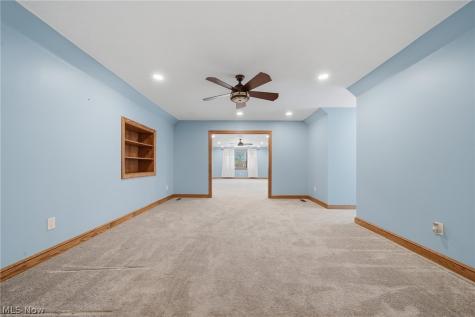 11011 Immel Avenue NE Hartville OH 44632
