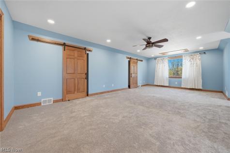 11011 Immel Avenue NE Hartville OH 44632