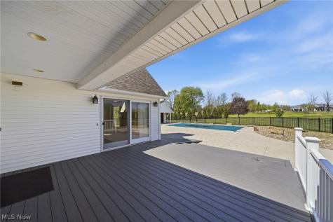 11011 Immel Avenue NE Hartville OH 44632