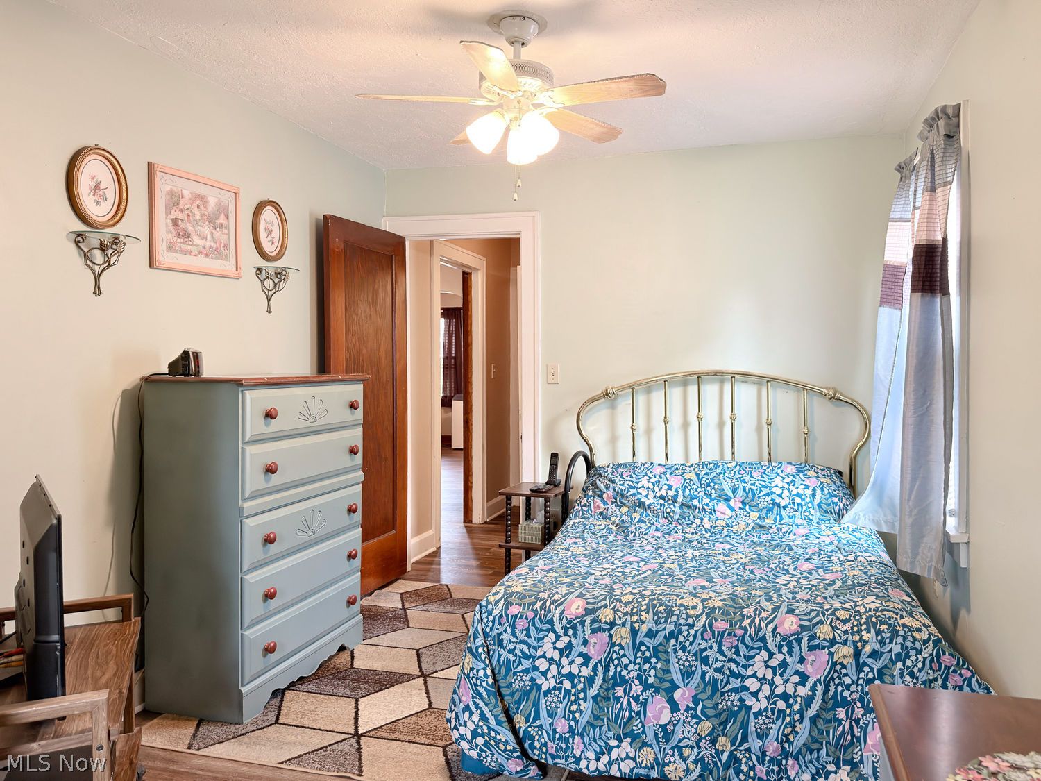 12721 North Road Cleveland OH 44111