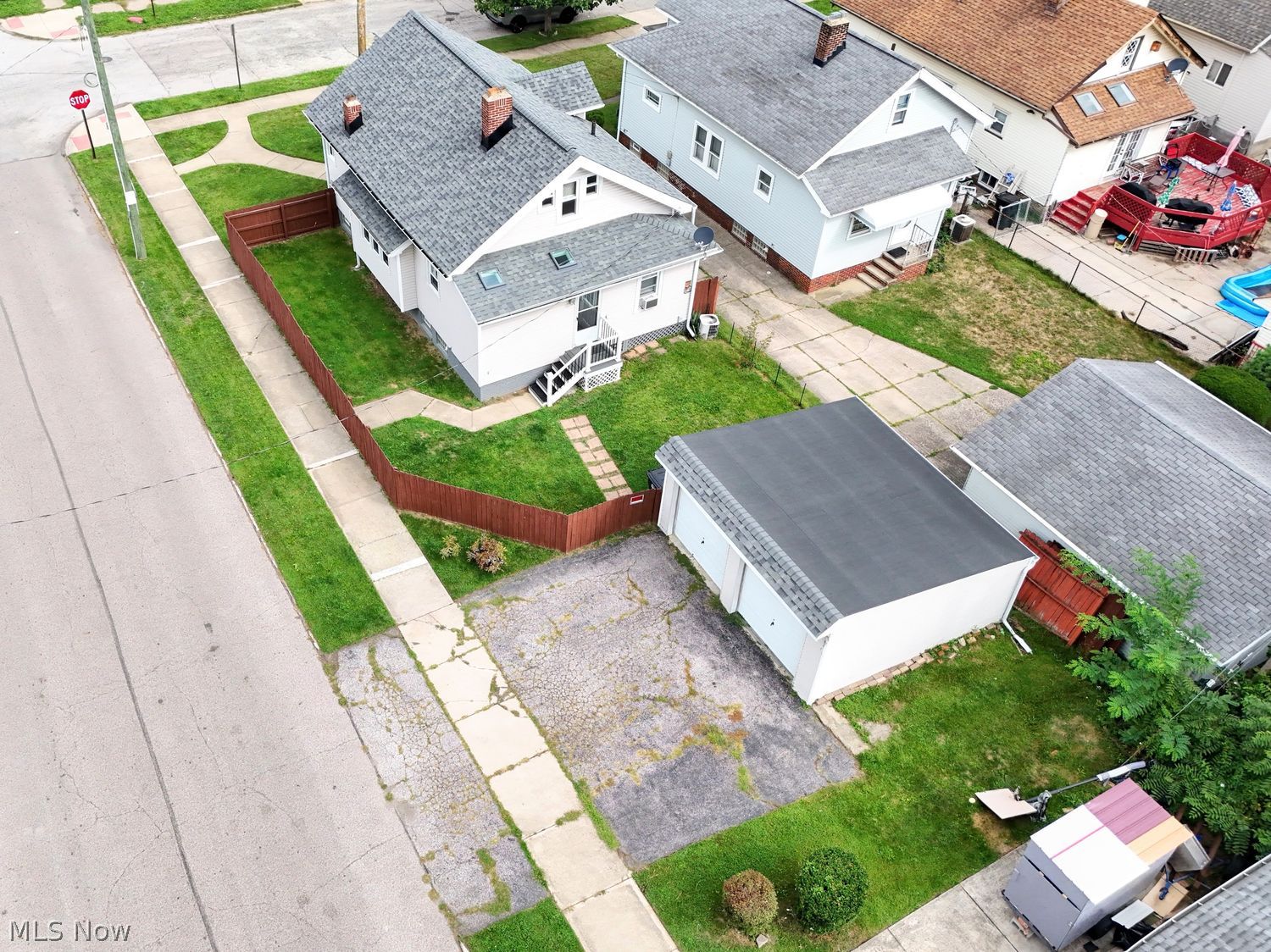 12721 North Road Cleveland OH 44111