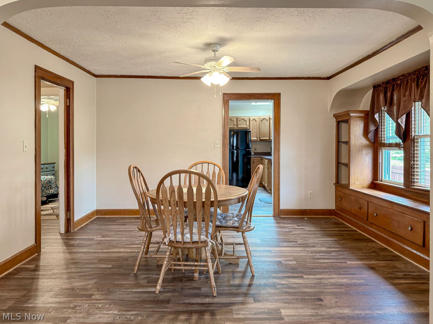 12721 North Road Cleveland OH 44111