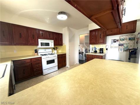 72 Heritage Drive Tallmadge OH 44278