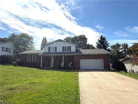 72 Heritage Drive Tallmadge OH 44278