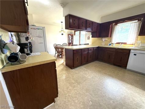 72 Heritage Drive Tallmadge OH 44278