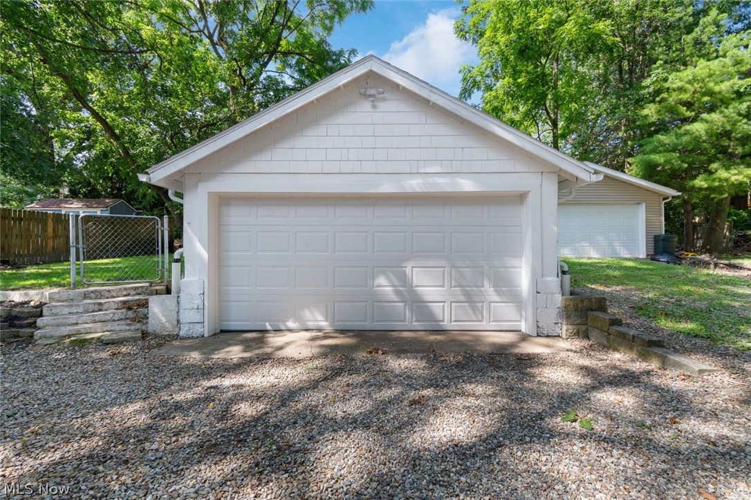 1649 Preston Avenue Akron OH 44305