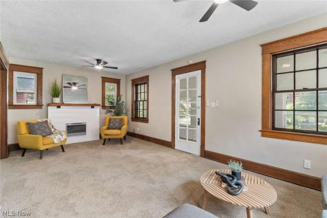 1649 Preston Avenue Akron OH 44305