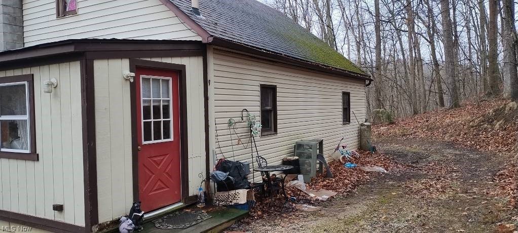 25948 Oxford Road Quaker City OH 43773