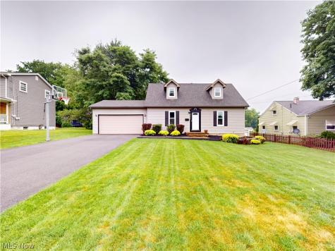 3904 Dunbar Street Youngstown OH 44515