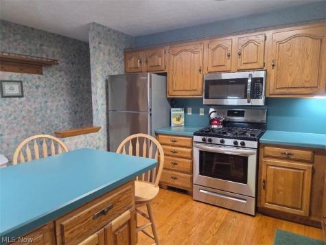 18985 State Route 58 Wellington OH 44090