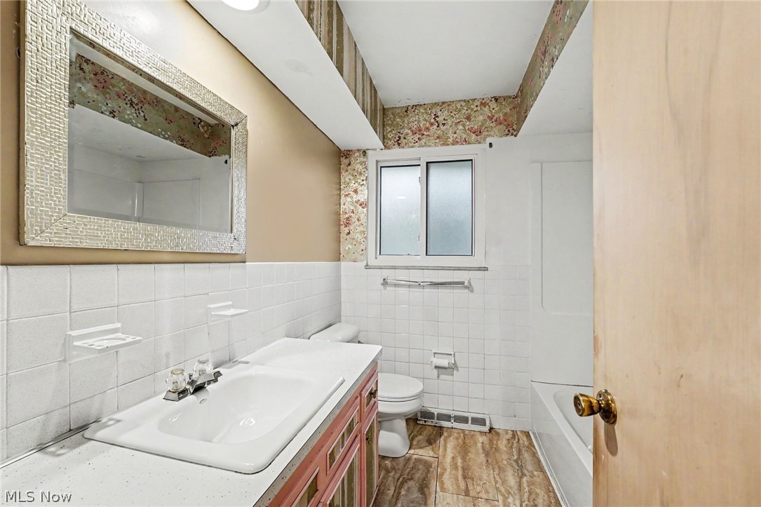 5576 Andover Boulevard Garfield Heights OH 44125
