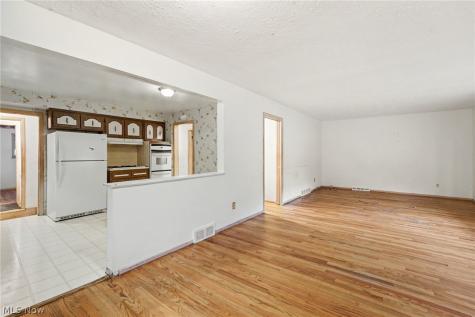 5576 Andover Boulevard Garfield Heights OH 44125