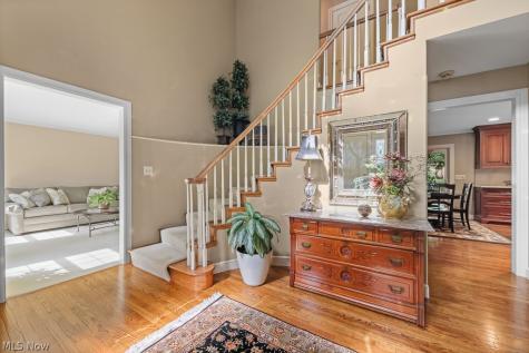 296 Brookrun Drive Copley OH 44321