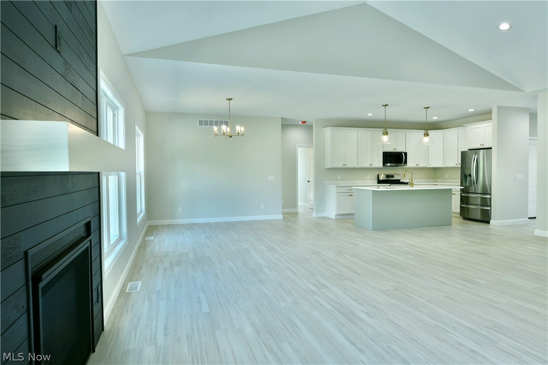 4780 State Route 5 Cortland OH 44410