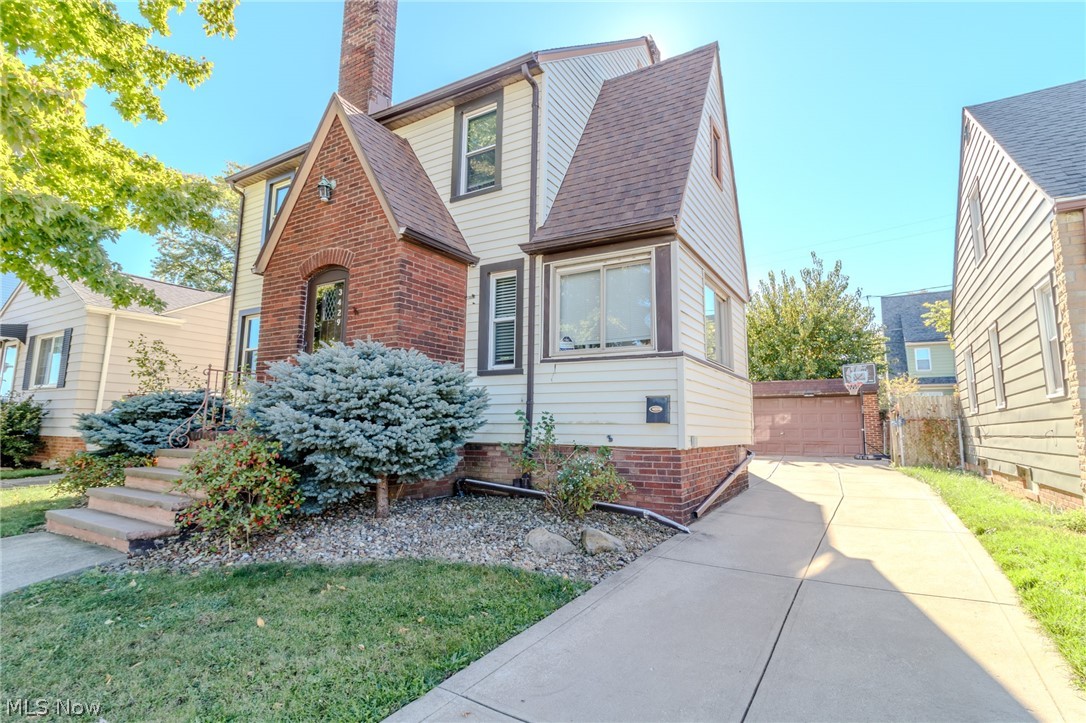 3429 Marmore Avenue Parma OH 44134