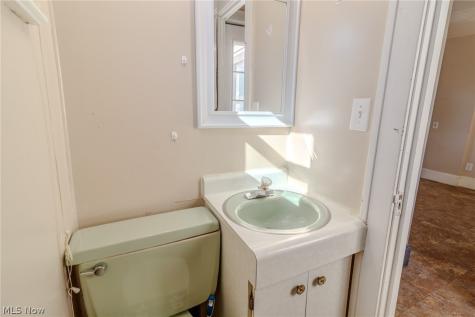 3429 Marmore Avenue Parma OH 44134