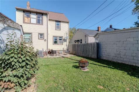 3429 Marmore Avenue Parma OH 44134