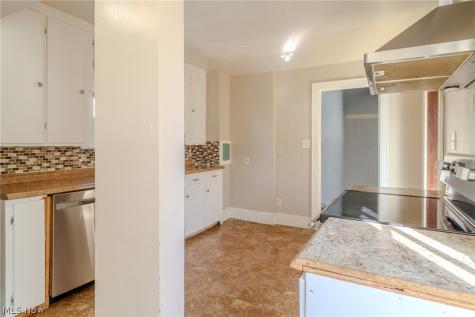 3429 Marmore Avenue Parma OH 44134