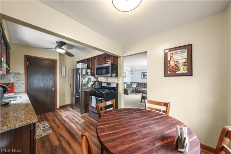 14902 James Avenue Maple Heights OH 44137