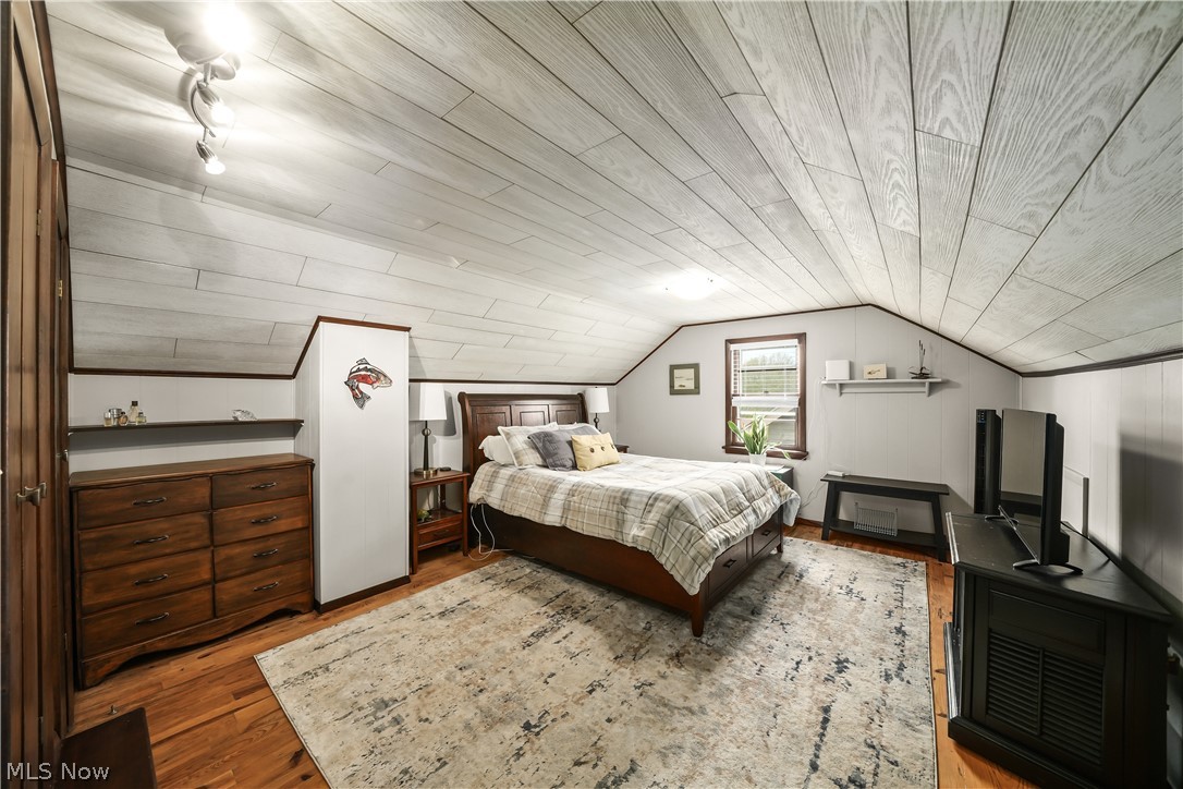 14902 James Avenue Maple Heights OH 44137