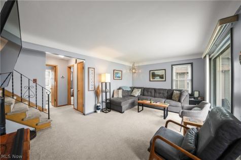 14902 James Avenue Maple Heights OH 44137