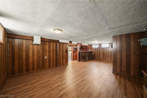 14902 James Avenue Maple Heights OH 44137