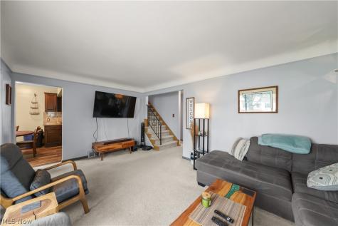 14902 James Avenue Maple Heights OH 44137